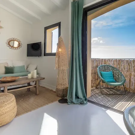 Апартаменты Bleu Riviera